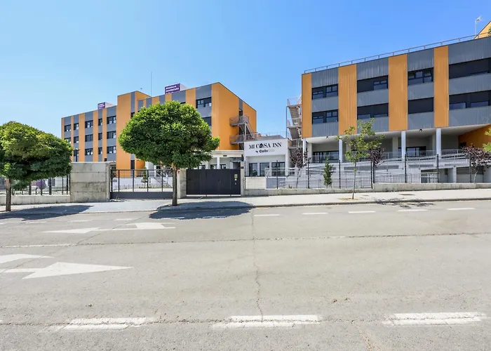 Micasainn Coliving אכסניה *